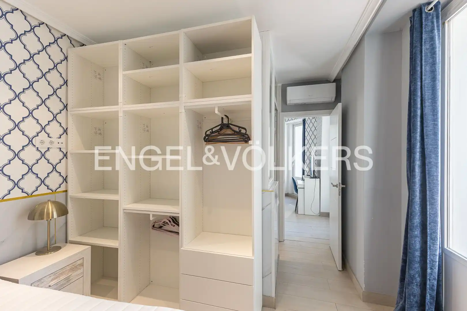 Bedroom of Flat for sale in Madrid  with Air Conditioner, Heating and Parquet flooring