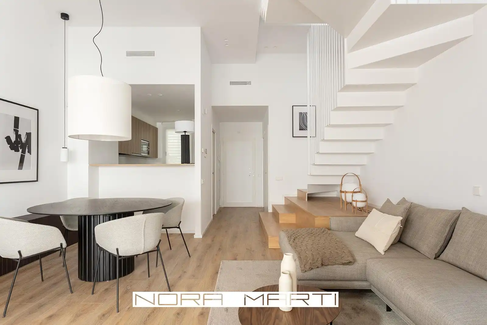 Sala de estar de Casa o chalet de alquiler en Barcelona con Calefacción, Parquet y Terraza