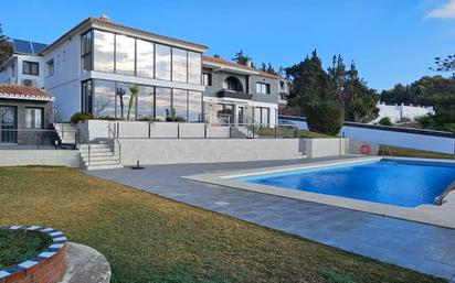 Piscina de Casa o xalet en venda en Mijas amb Aire condicionat, Jardí privat i Terrassa