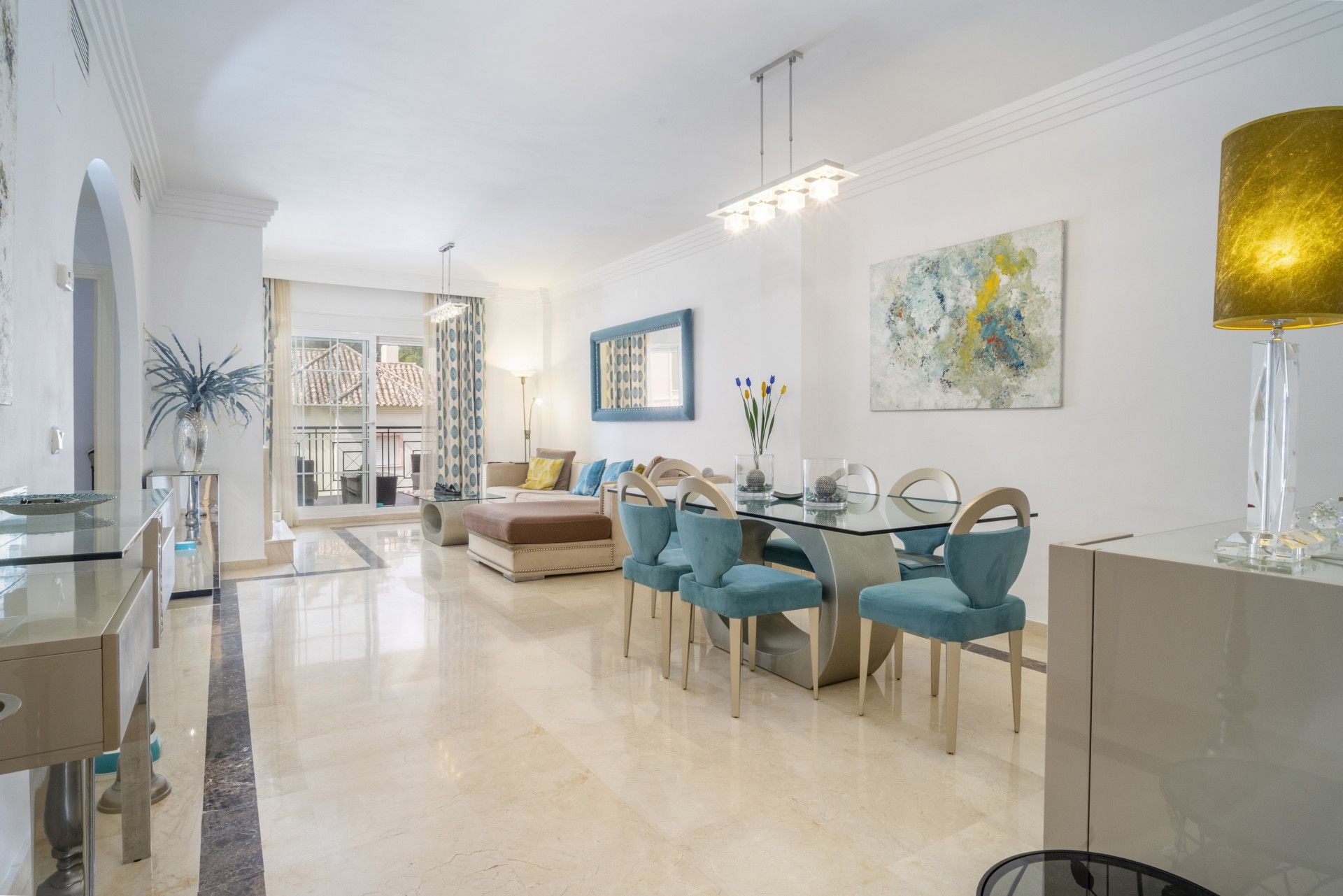 Dining room of Apartment for sale in Marbella  with Air Conditioner, Terrace and Swimming Pool