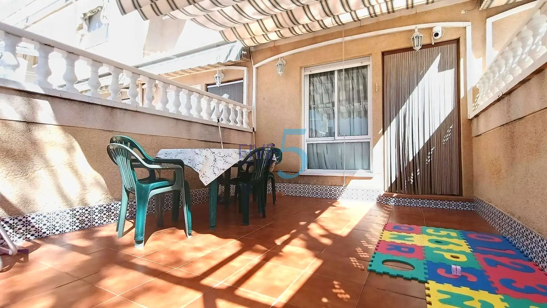 Adossat amb piscina en venda a Santa Pola ciudad, imagen 2