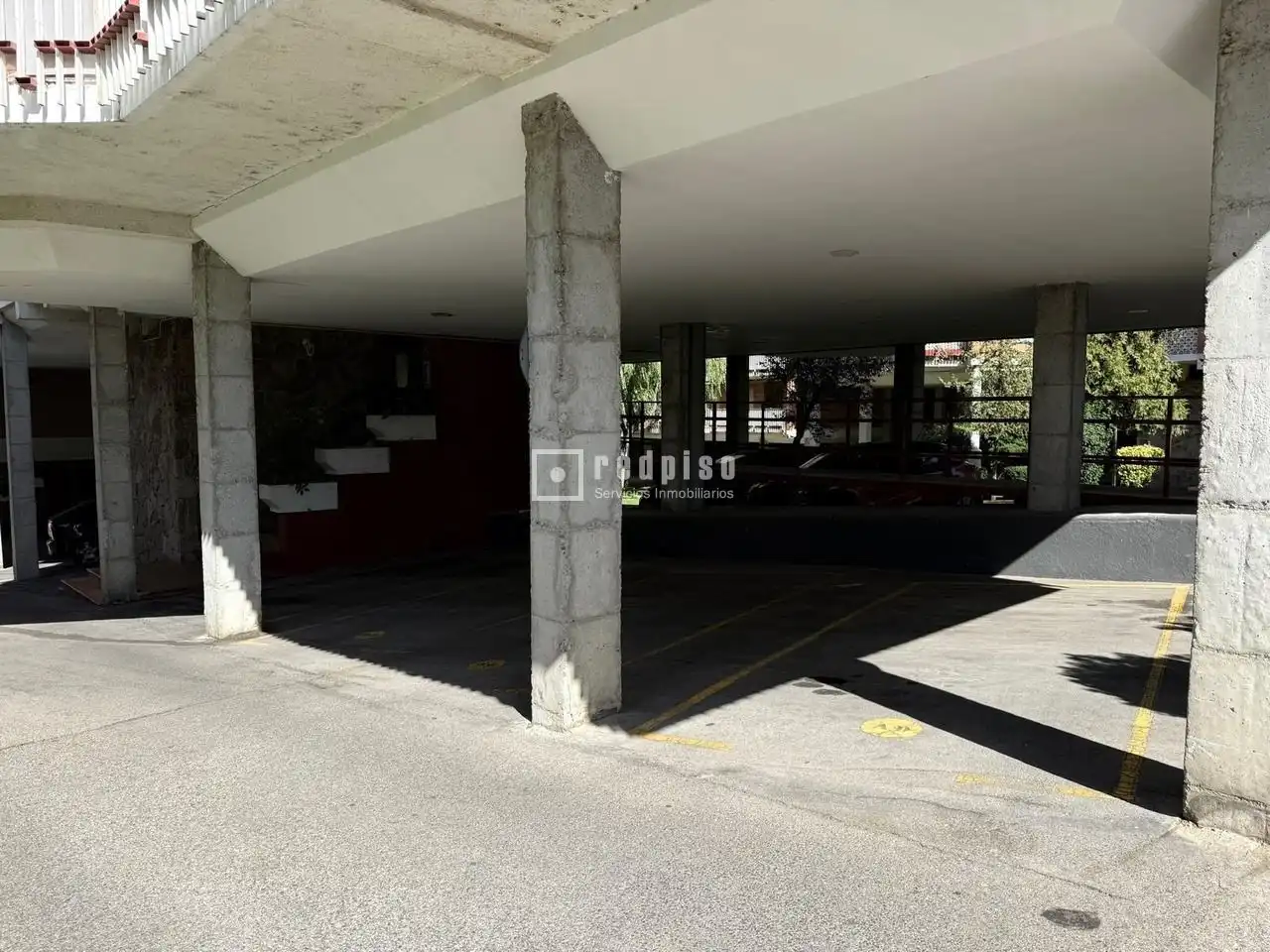 Aparcament de Pis en venda en Colmenarejo amb Aire condicionat, Calefacció i Terrassa