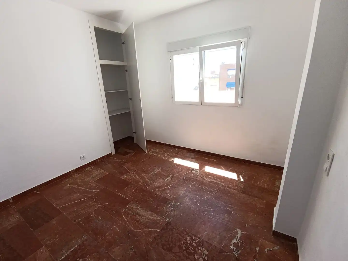 Schlafzimmer von Wohnung zum Verkauf in Linares