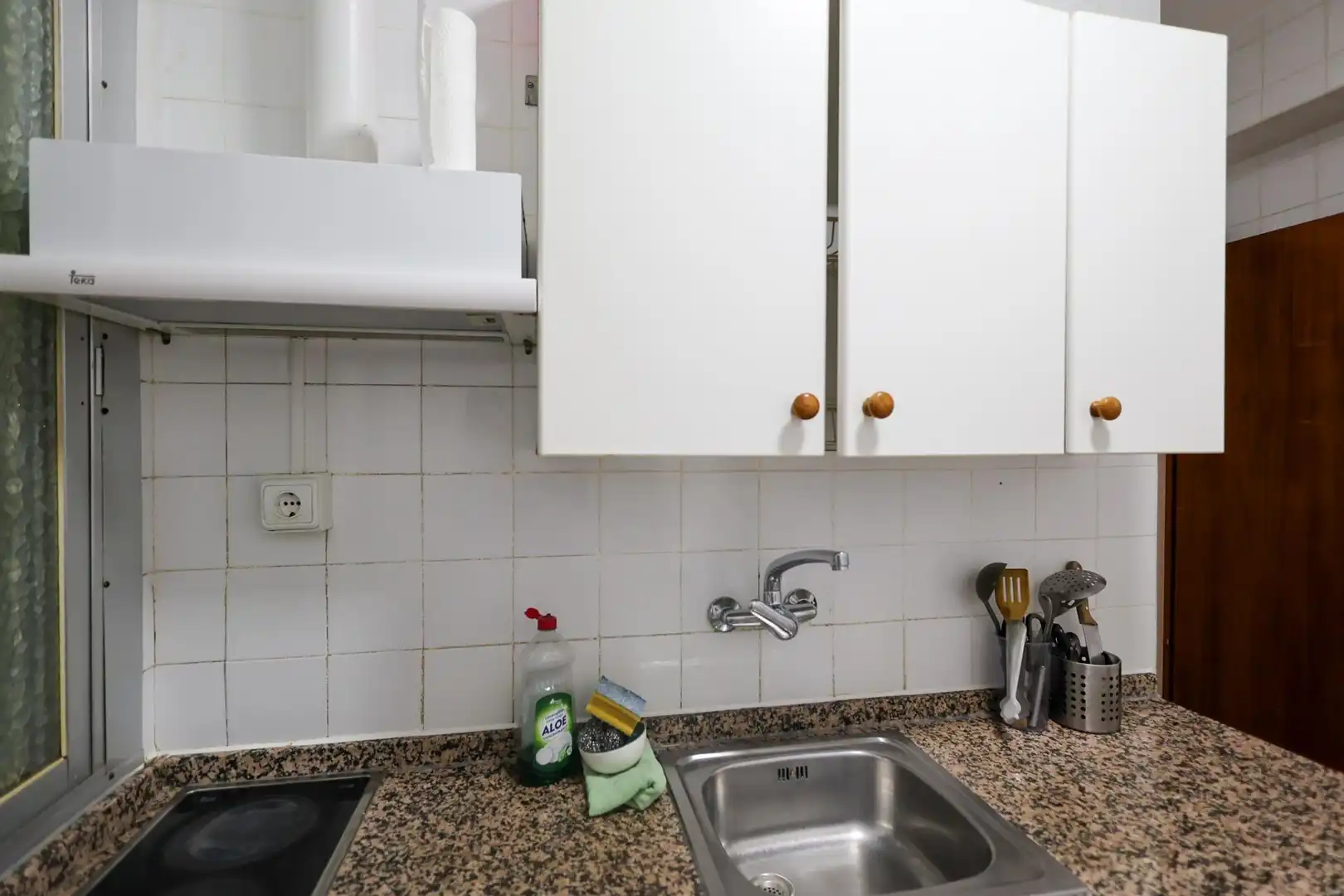 Cuina de Pis en venda en Granada amb Calefacció, Moblat i Balcó