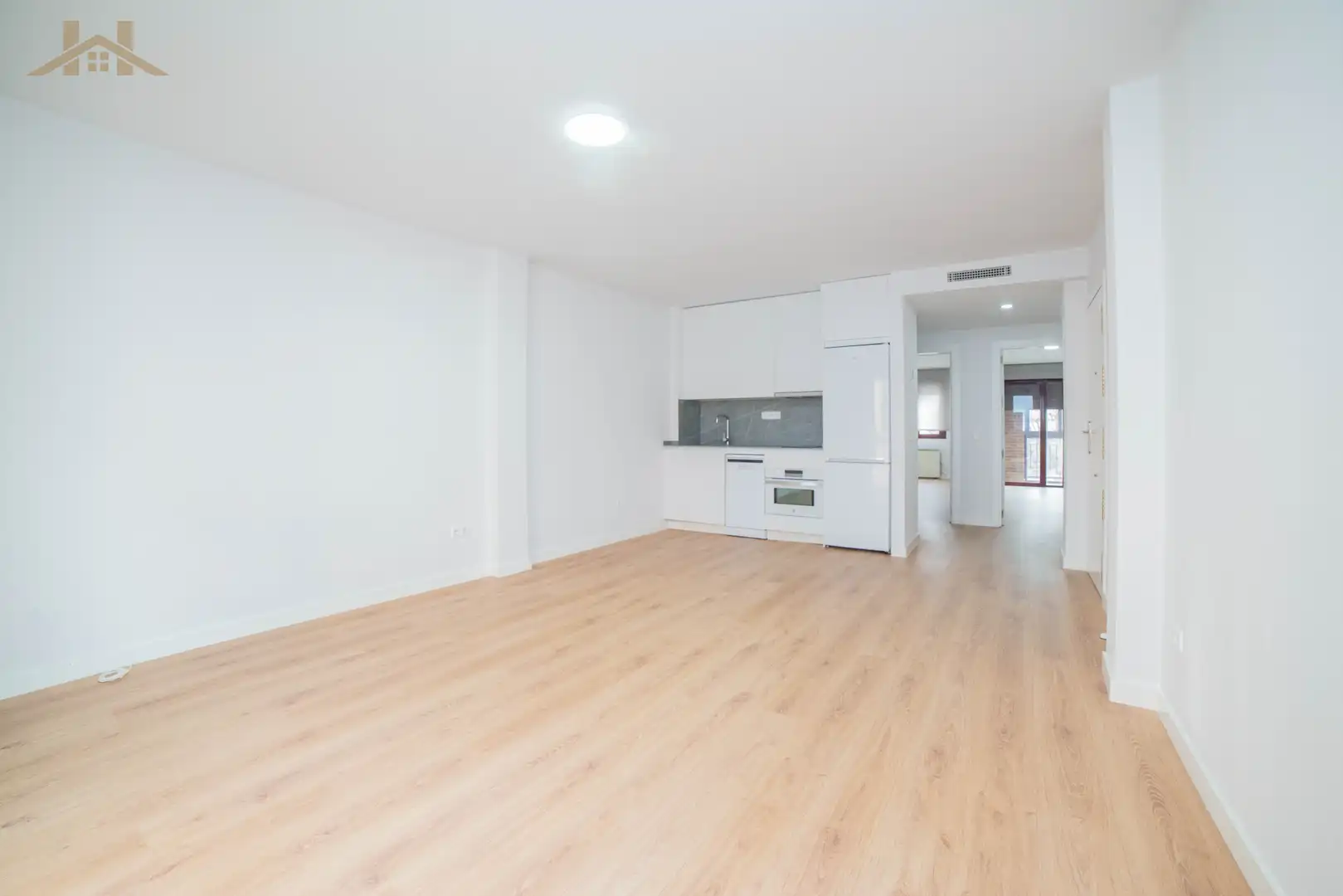 Wohnung zum Verkauf in Pinto mit Klimaanlage, Heizung und Abstellraum