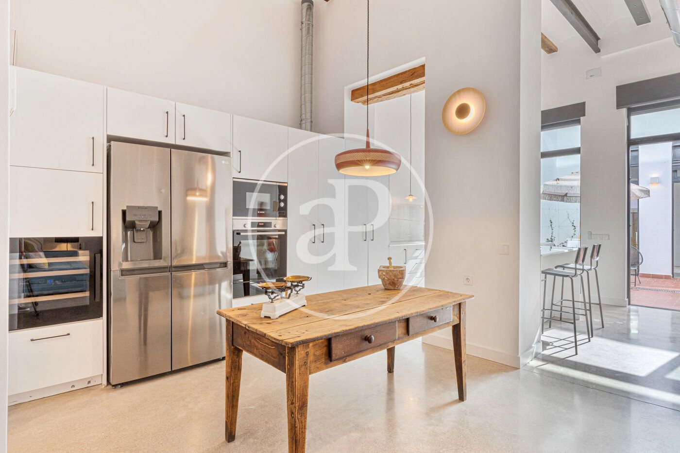Kitchen of Flat to rent in  Valencia Capital  with Air Conditioner, Heating and Terrace