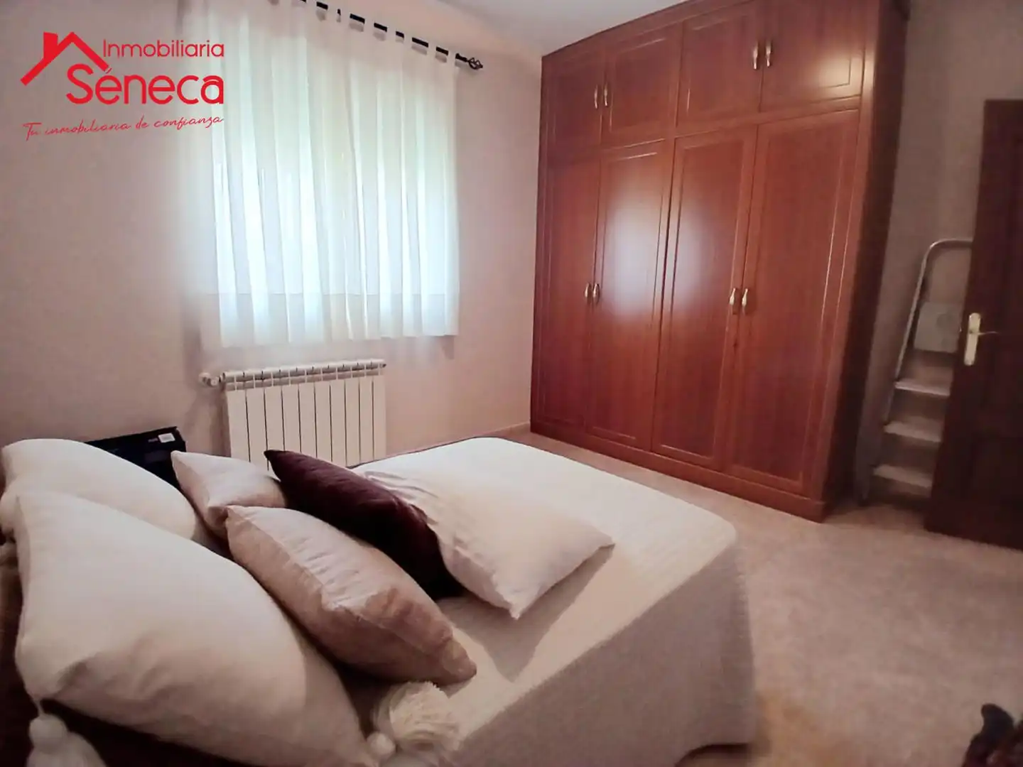 Bedroom of Houses for sale in Córdoba  with Air Conditioner, Heating and Swimming Pool