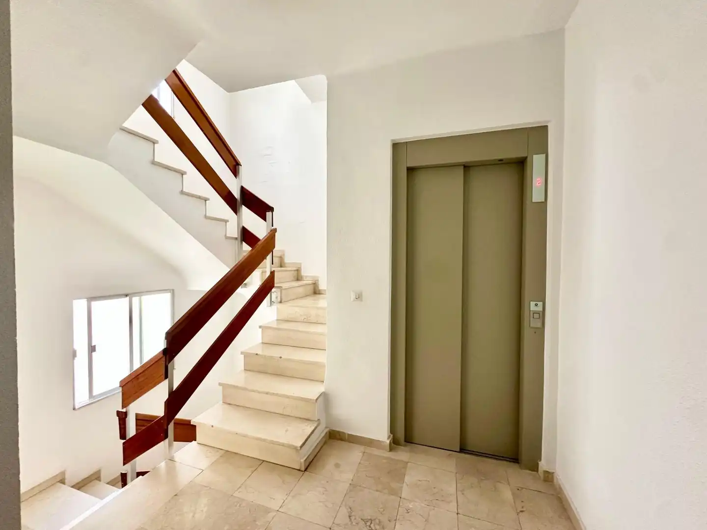 Flat for sale in Carlet  with Balcony