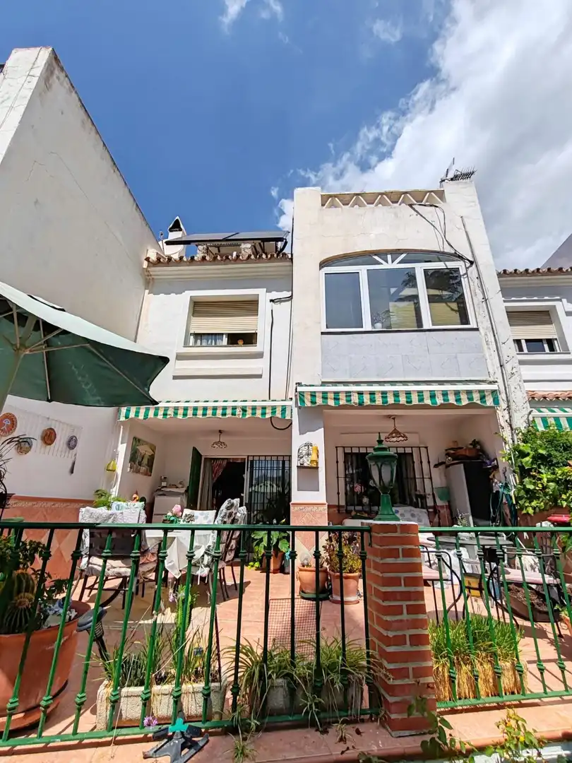 Adossat amb piscina en venda a Mijas pueblo