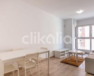 Bedroom of Flat to rent in  Madrid Capital  with Heating, Terrace and Swimming Pool