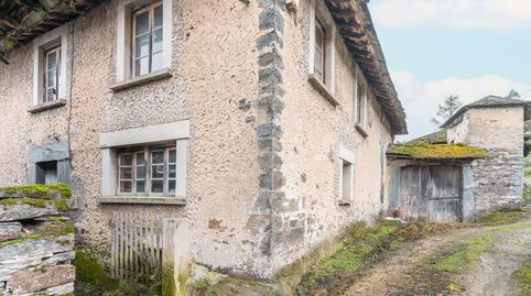 2 CASAS CON FINCA EN VALDÉS, imagen 3