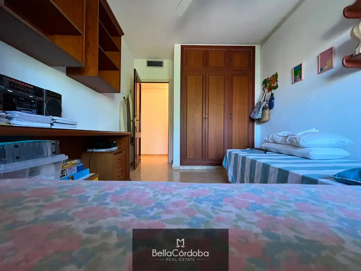 Dormitori de Casa o xalet en venda en Córdoba amb Aire condicionat, Calefacció i Terrassa