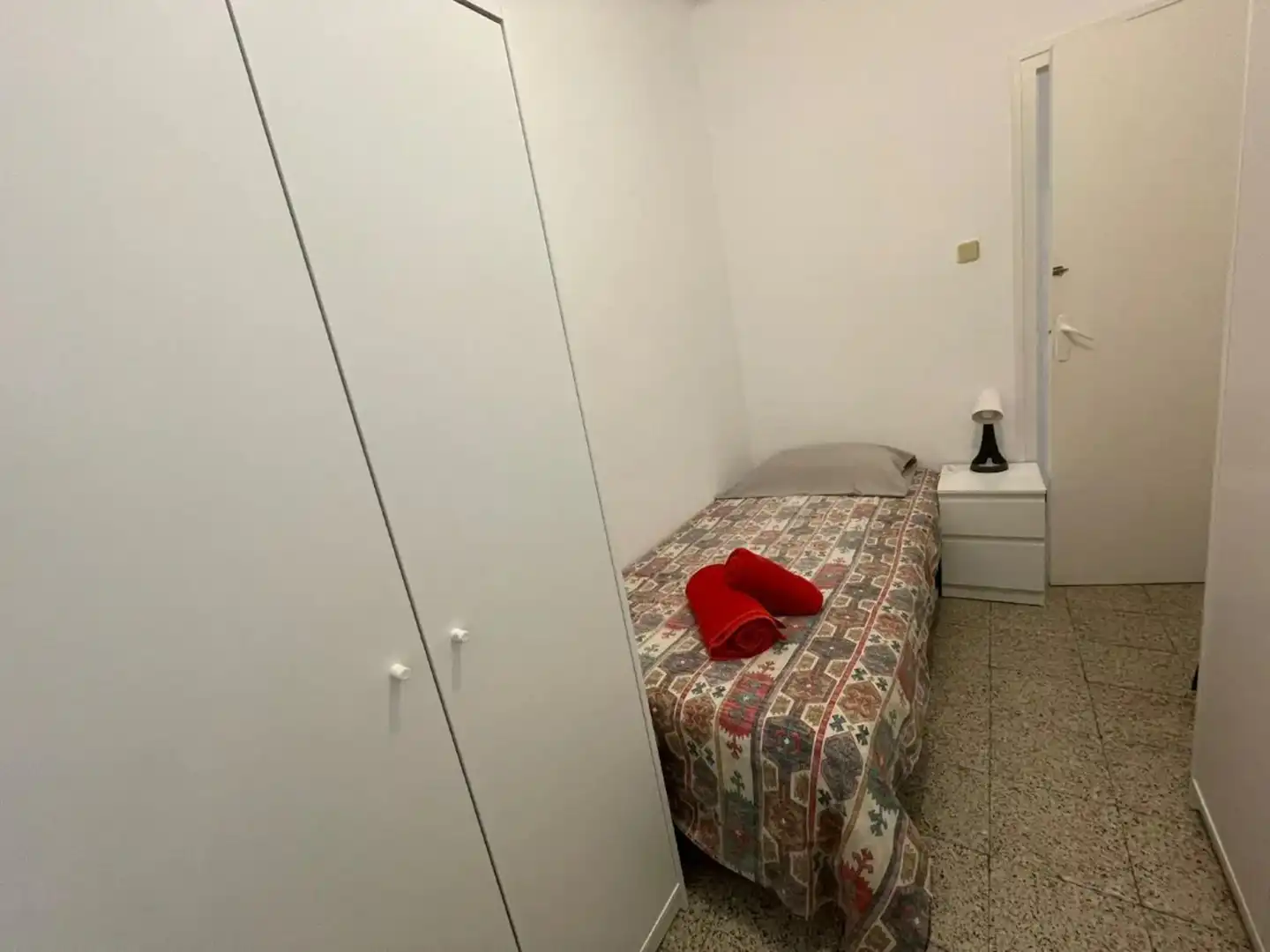 Bedroom of Flat for share in Les Corts