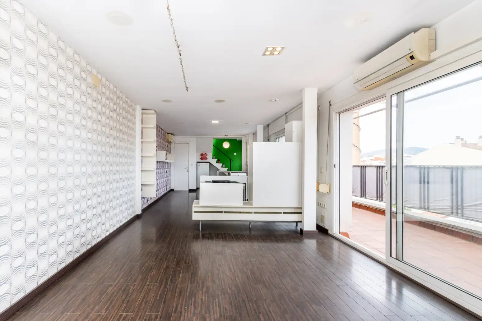 Àtic en venda en Terrassa amb Parquet, Terrassa i Traster