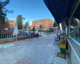 Vista exterior de Local en venda en Coslada amb Terrassa