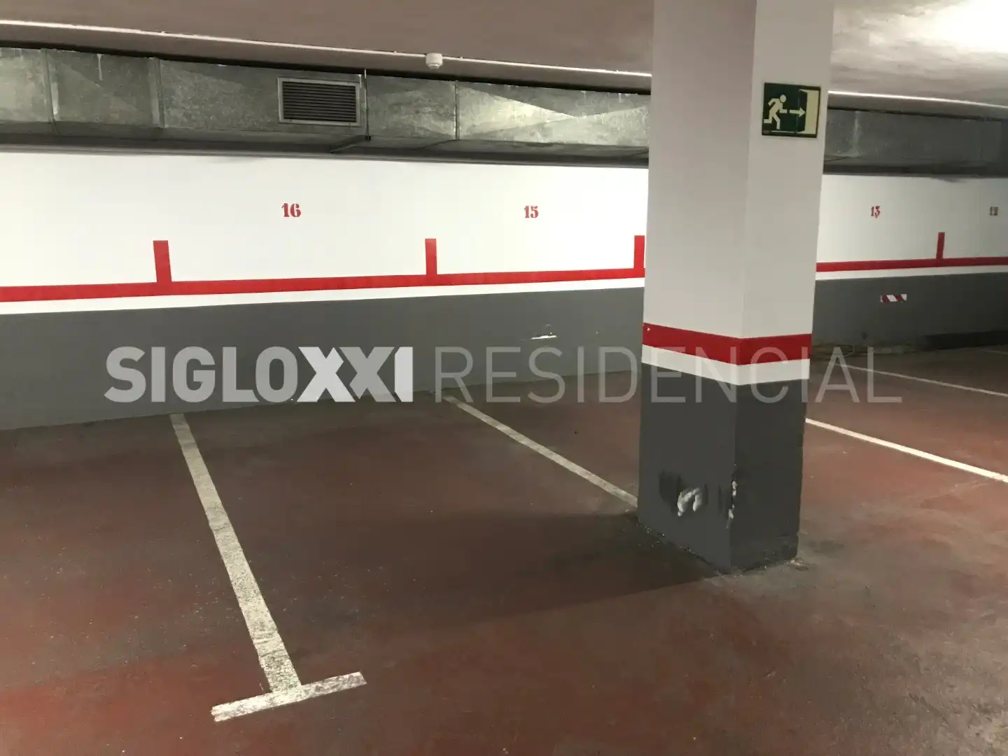 Parcheggio in vendita a De Catalunya