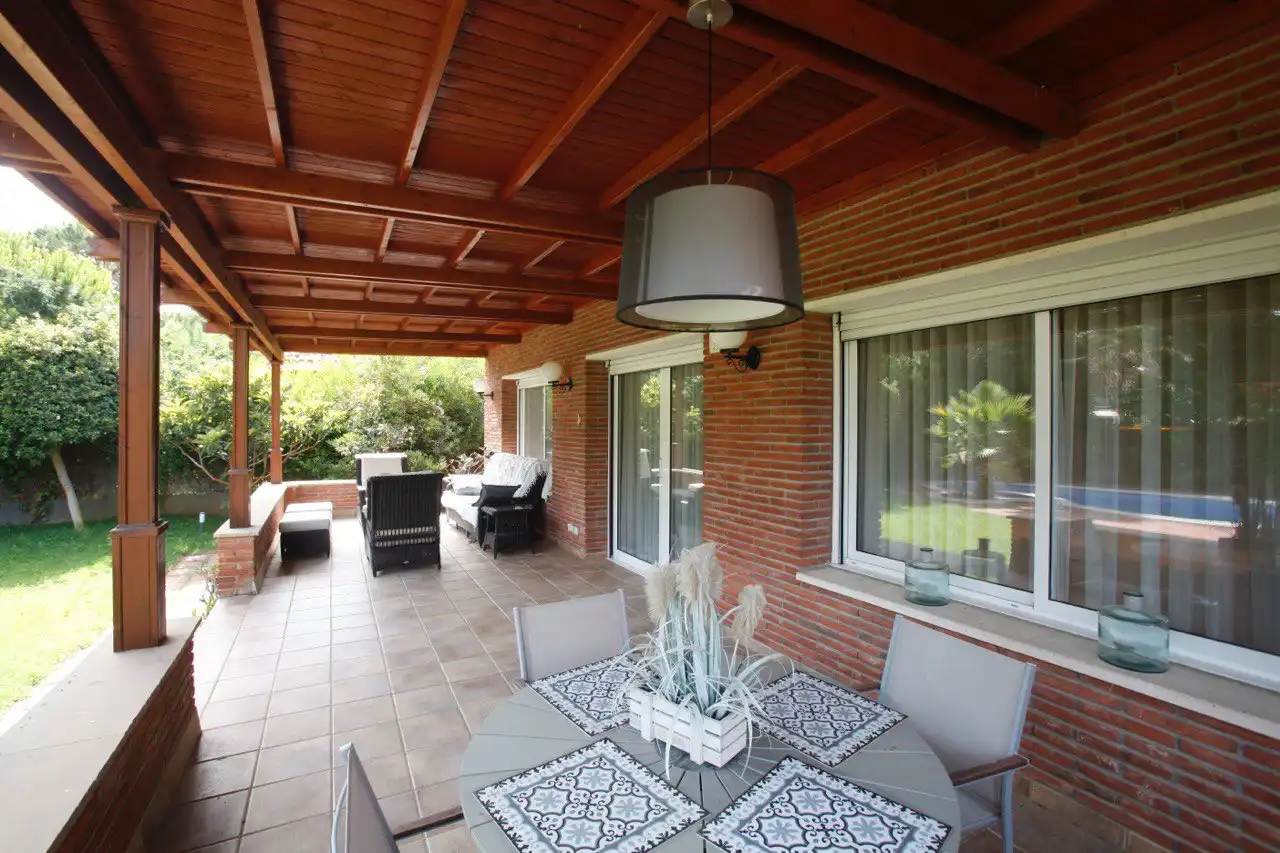 Terraza de Casa o chalet en venta en Gavà con Aire acondicionado, Calefacción y Jardín privado