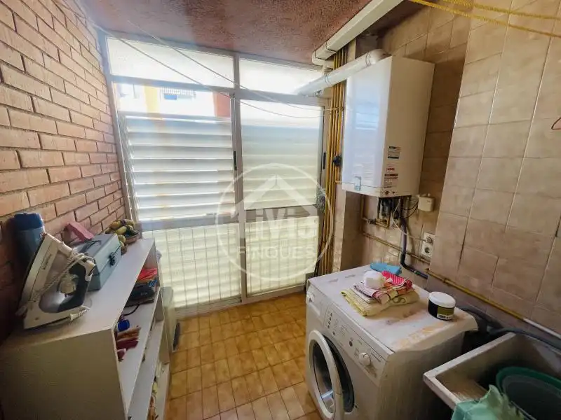 Küche von Wohnung zum Verkauf in Sant Joan Despí mit Heizung, Terrasse und Möbliert