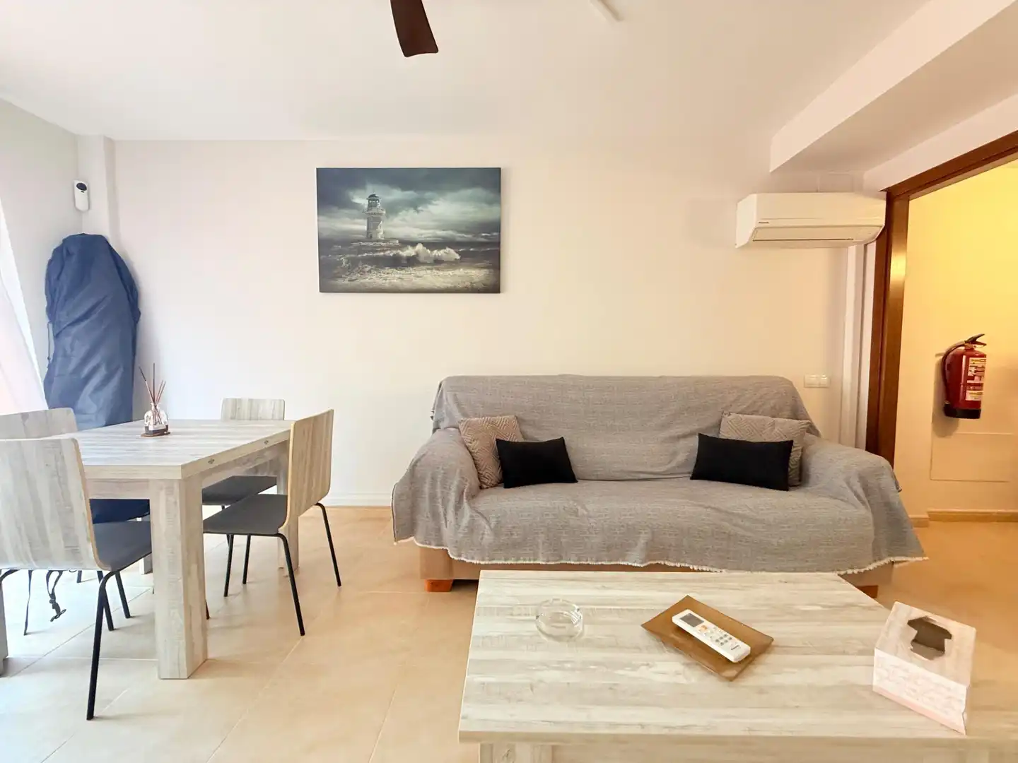 Sala d'estar de Àtic en venda en Sant Jaume d'Enveja amb Aire condicionat, Calefacció i Terrassa