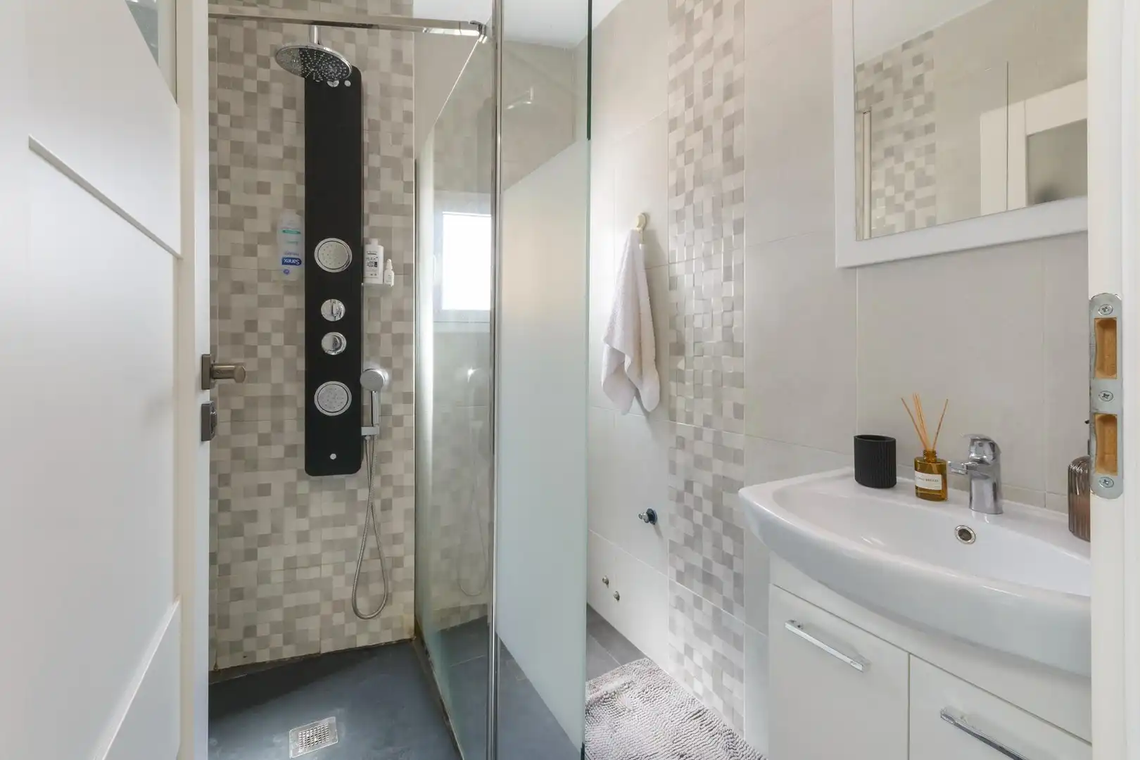Baño de Piso en venta en Gandia con Aire acondicionado, Calefacción y Terraza