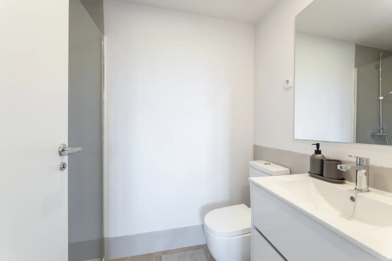 Baño de Piso en venta en Madrid con Aire acondicionado y Piscina comunitaria