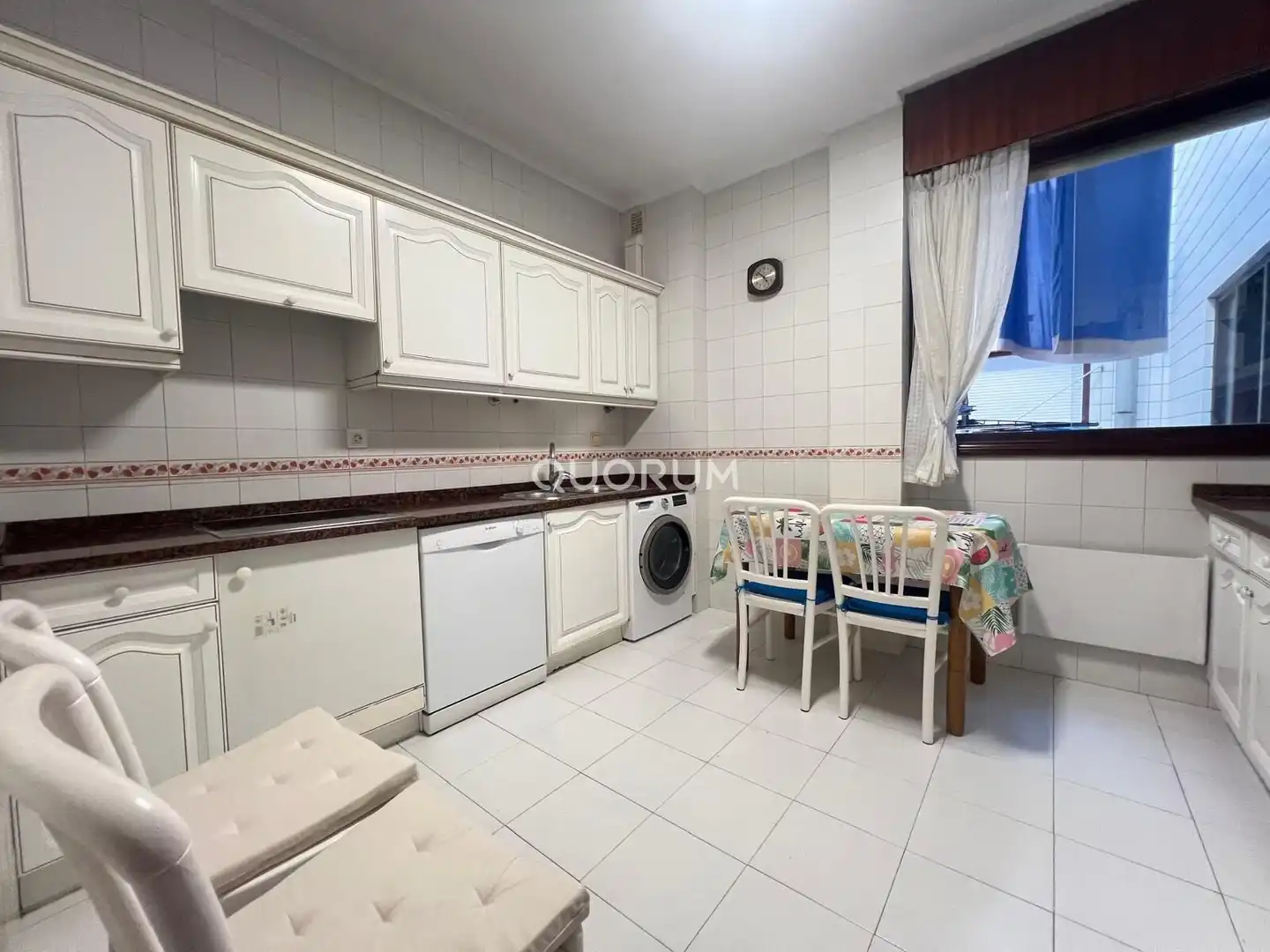 Kitchen of Flat for rent in Indautxu