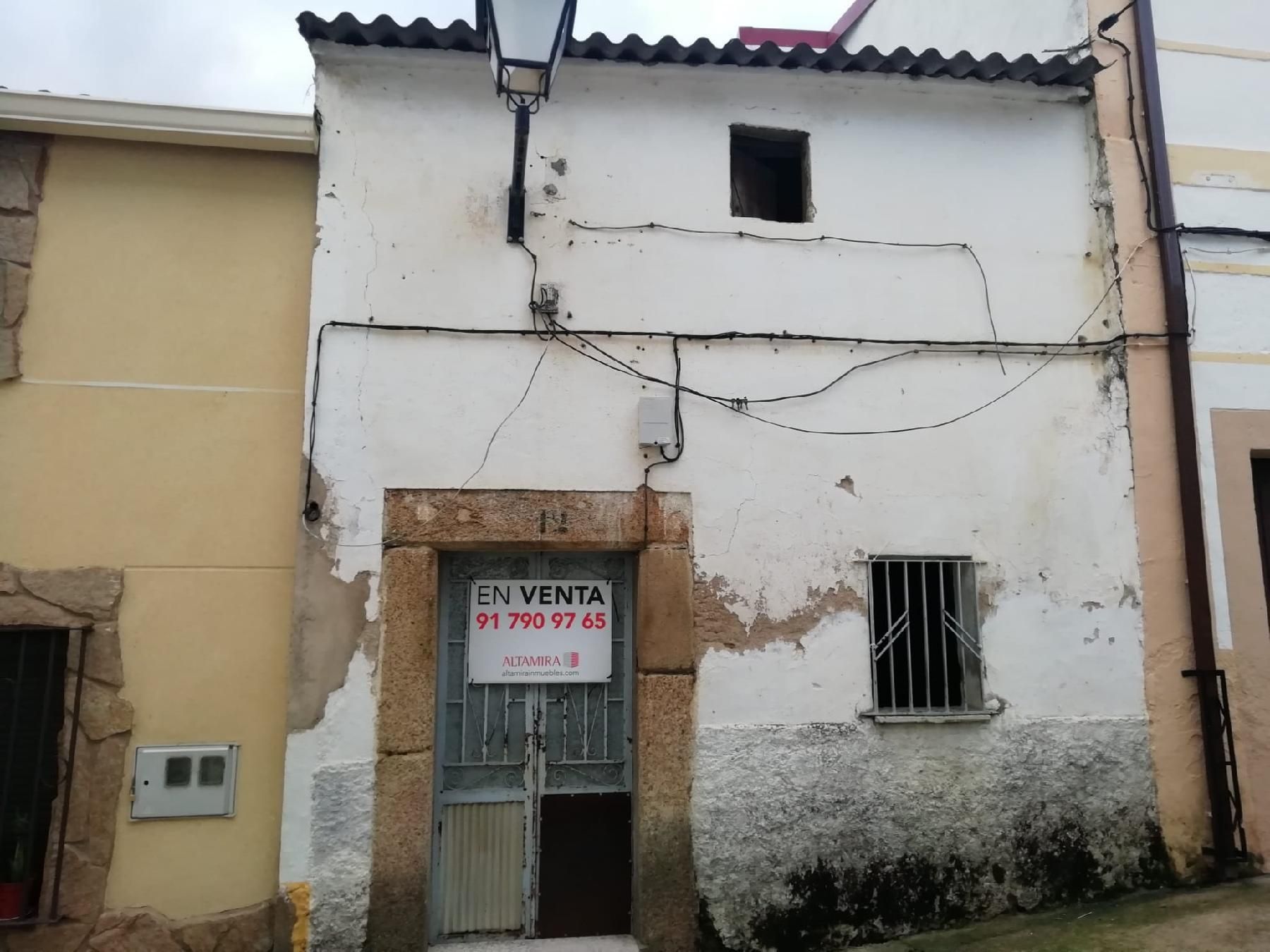 Vista exterior de Casa adosada en venda en Arroyomolinos (Cáceres)