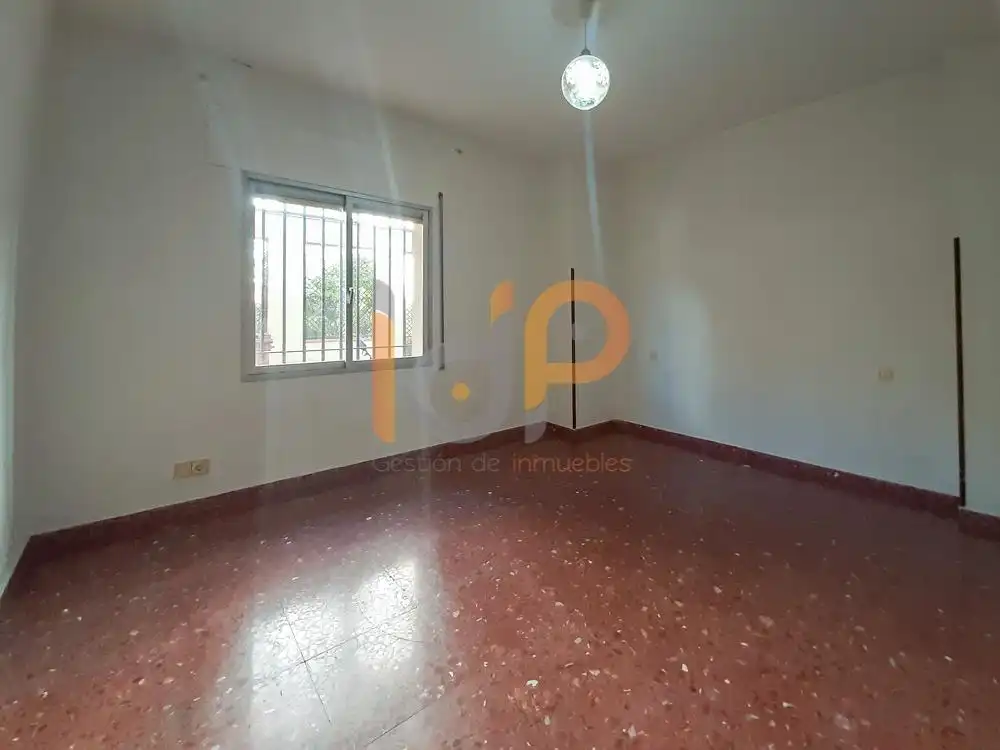 Exterior view of Flat for sale in Úbeda  with Balcony