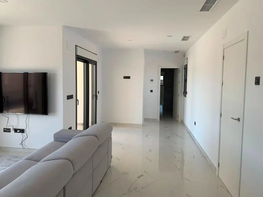 Chalet con piscina en venta en El Pinós / Pinoso, imagen 4