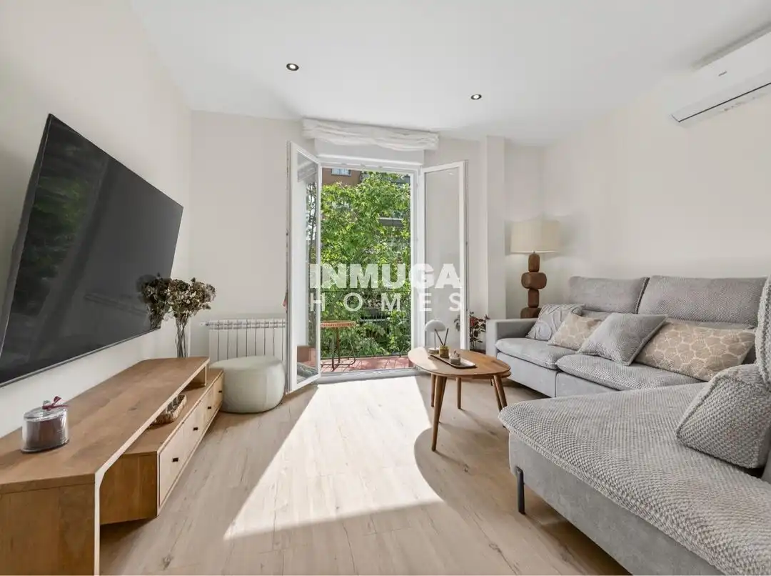 Habitación de Piso en venta en Madrid con Aire acondicionado, Calefacción y Terraza