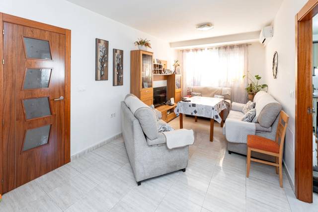 Piso en Venta en Tarifa, 16 en Híjar