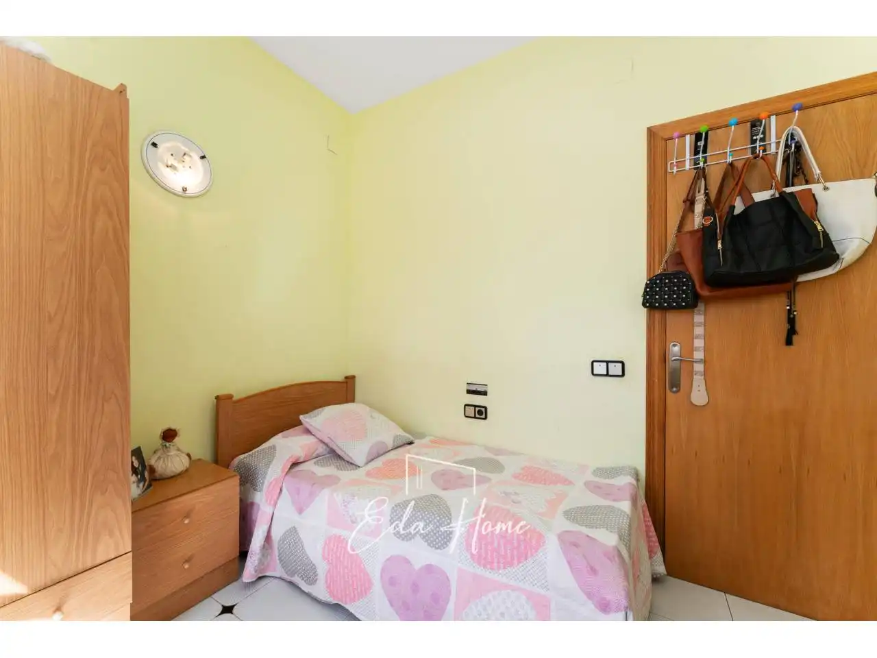 Habitación de Casa o chalet en venta en Canyelles con Aire acondicionado, Calefacción y Jardín privado