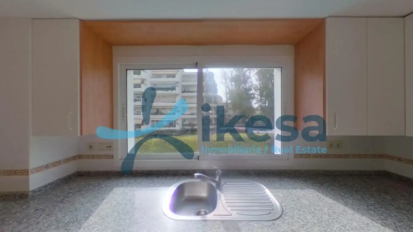 Cocina de Piso en venta en San Pedro de Alcántara