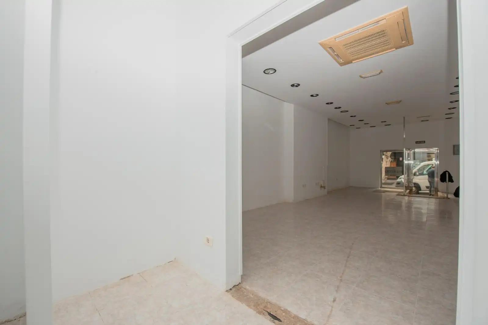 Local comercial en alquiler en Calle SAN BERNARDO, imagen 9