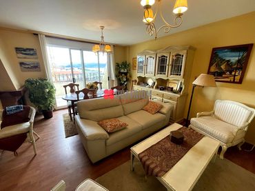 Maisonette mit Aufzug zum Verkauf in Rúa Rosalía de Castro