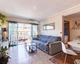 Exterior view of Apartment to rent in  Valencia Capital  with Air Conditioner and Terrace