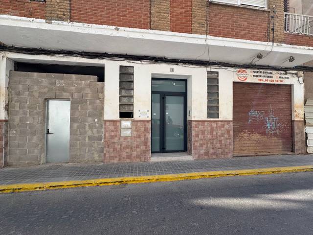 Local comercial en Venta en Massanassa