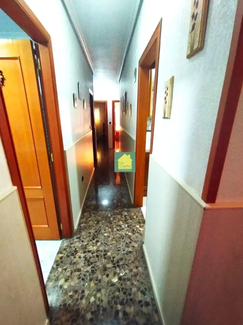 Piso en venta en Albacete con Jardín privado, Terraza y Trastero