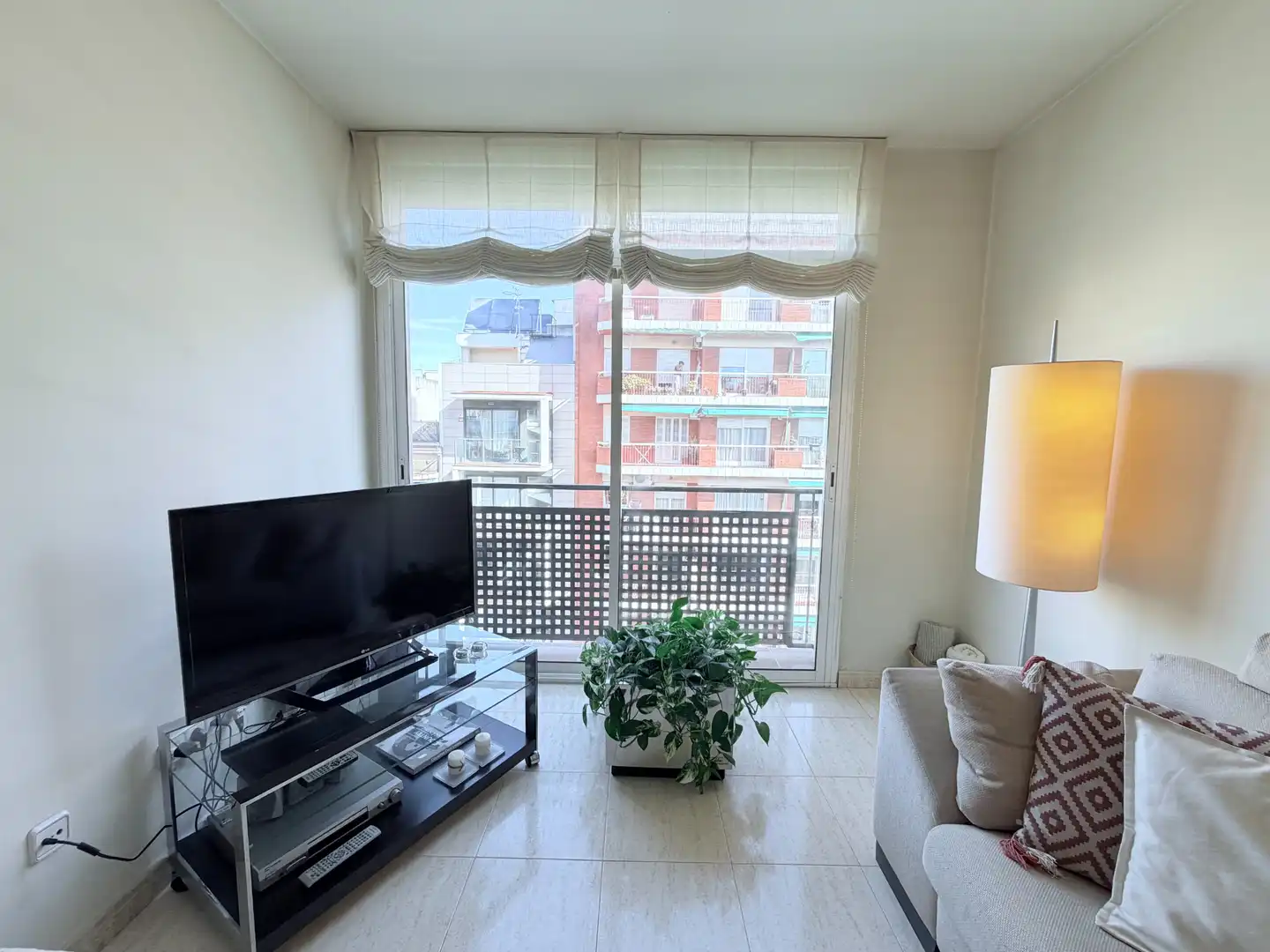 Sala de estar de Ático en venta en Barcelona con Aire acondicionado, Calefacción y Parquet