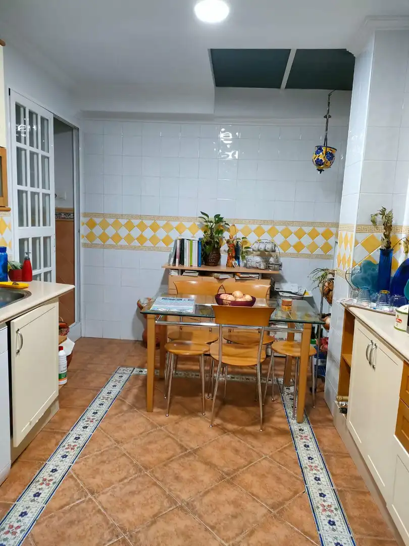 Piso con ascensor en venta en Écija, imagen 2