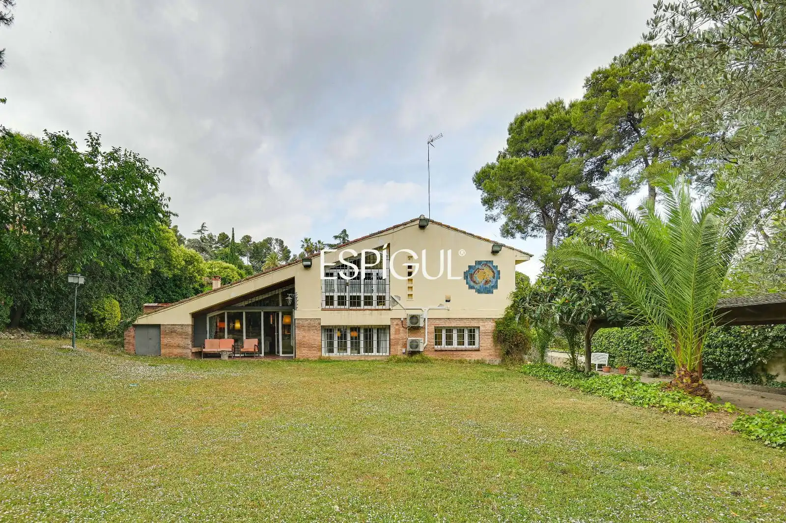 Garten von Haus oder Chalet zum Verkauf in Cerdanyola del Vallès mit Klimaanlage, Heizung und Terrasse