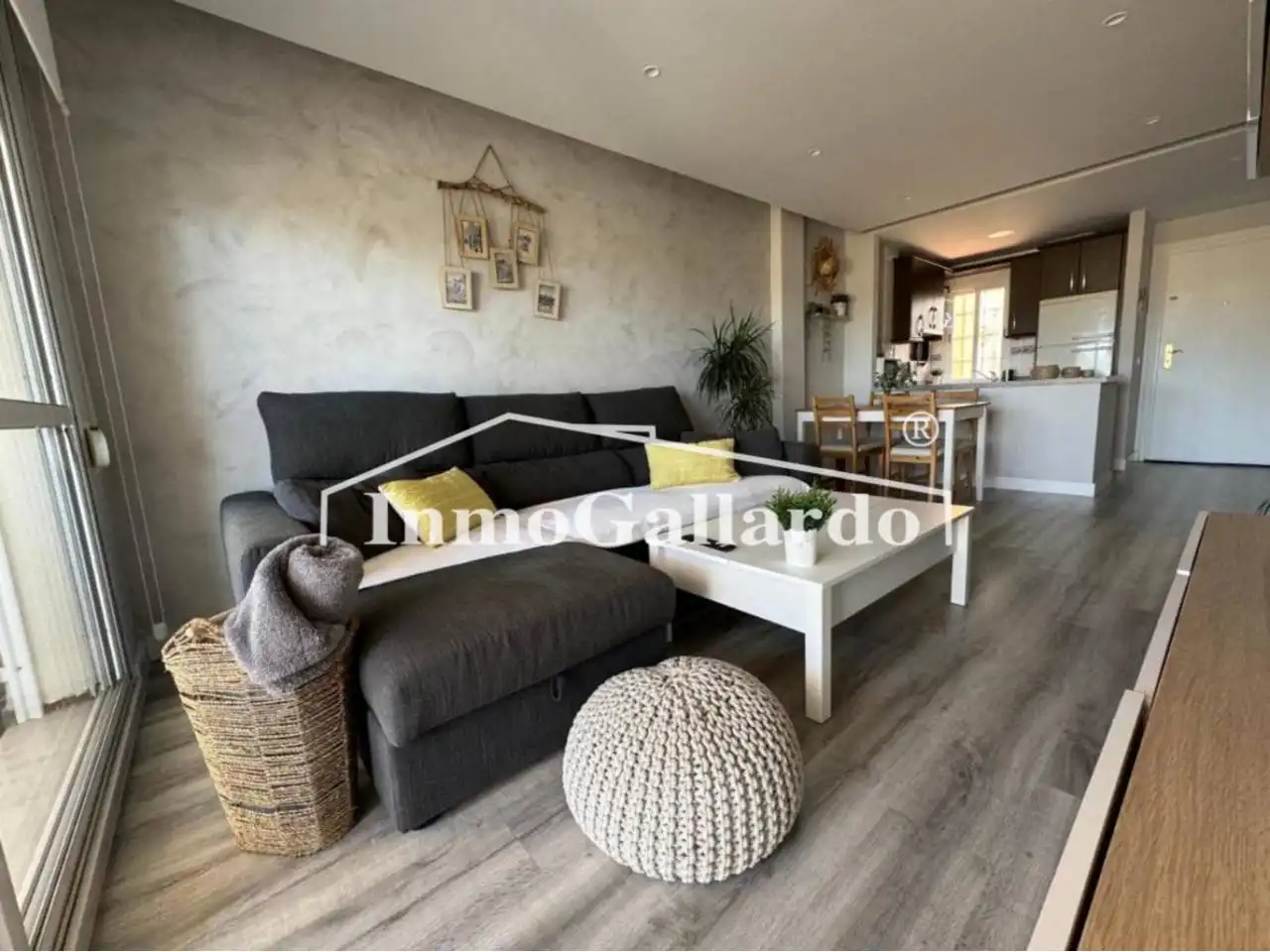 Living room of Attic for sale in Rincón de la Victoria  with Air Conditioner, Terrace and Balcony