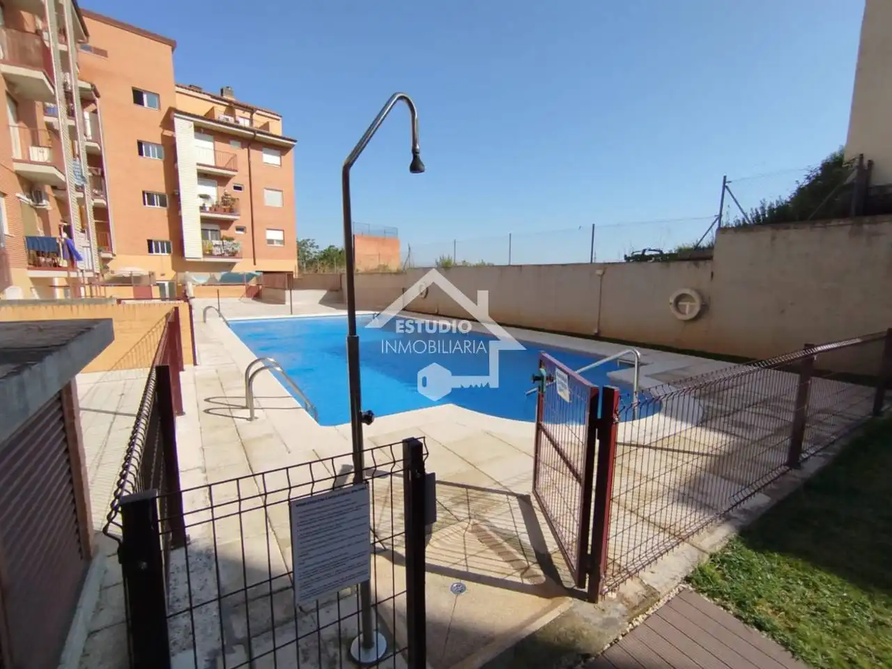 Casa o chalet en venta en Calle Rafael Azcona, Villamediana de Iregua