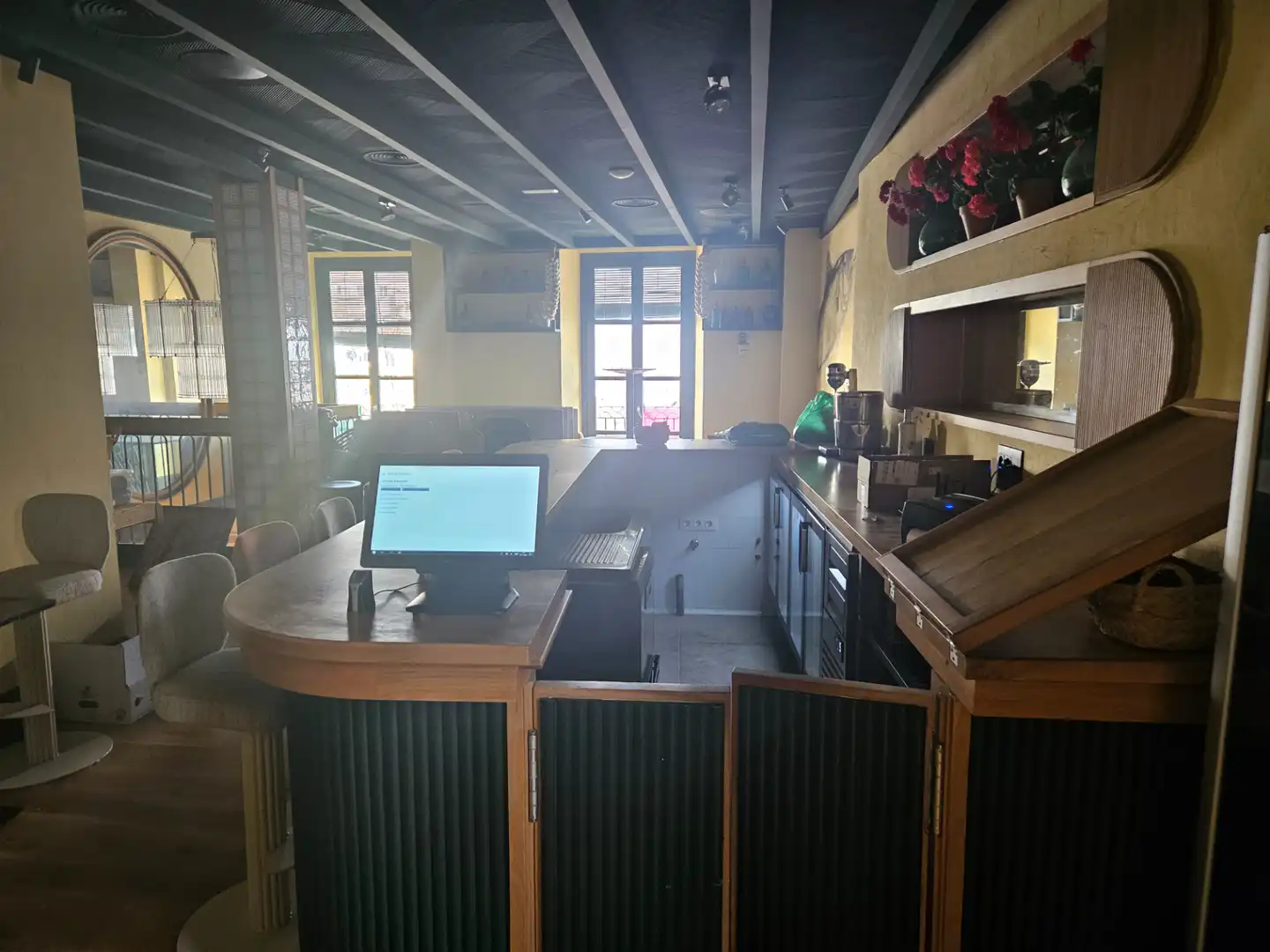 Local comercial en alquiler en Plaza de los Naranjos 8, imagen 7