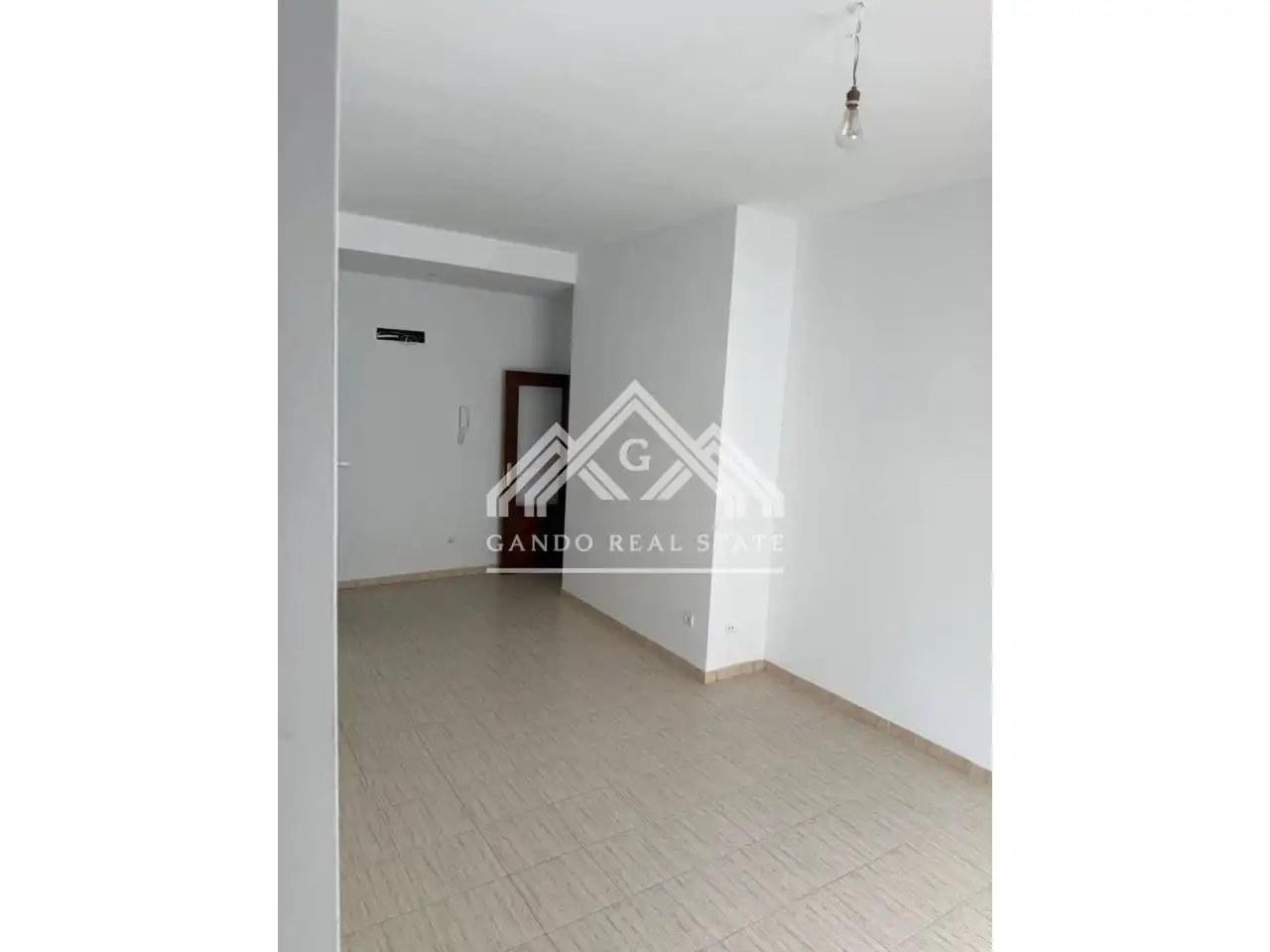 Piso en venta en Utrera con Trastero y Balcón