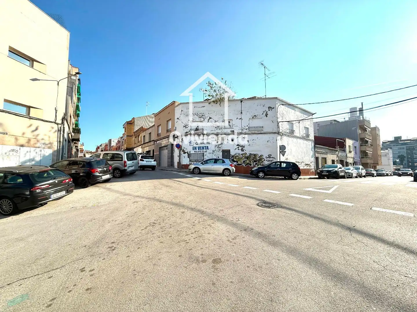 Außenansicht von Residential zum Verkauf in Terrassa