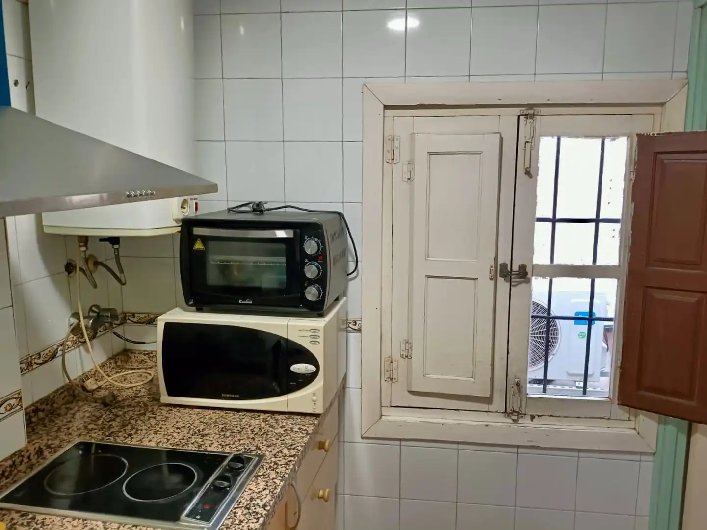Kitchen of Detached homes for rent in Granada  with Heating, Terrace and Furnished