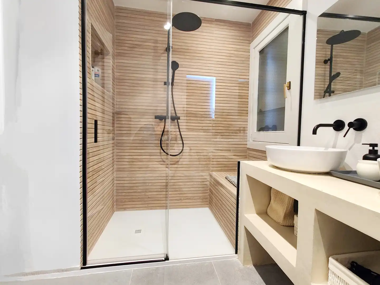 Bathroom of Houses for sale in Molló  with Heating, Private garden and Terrace