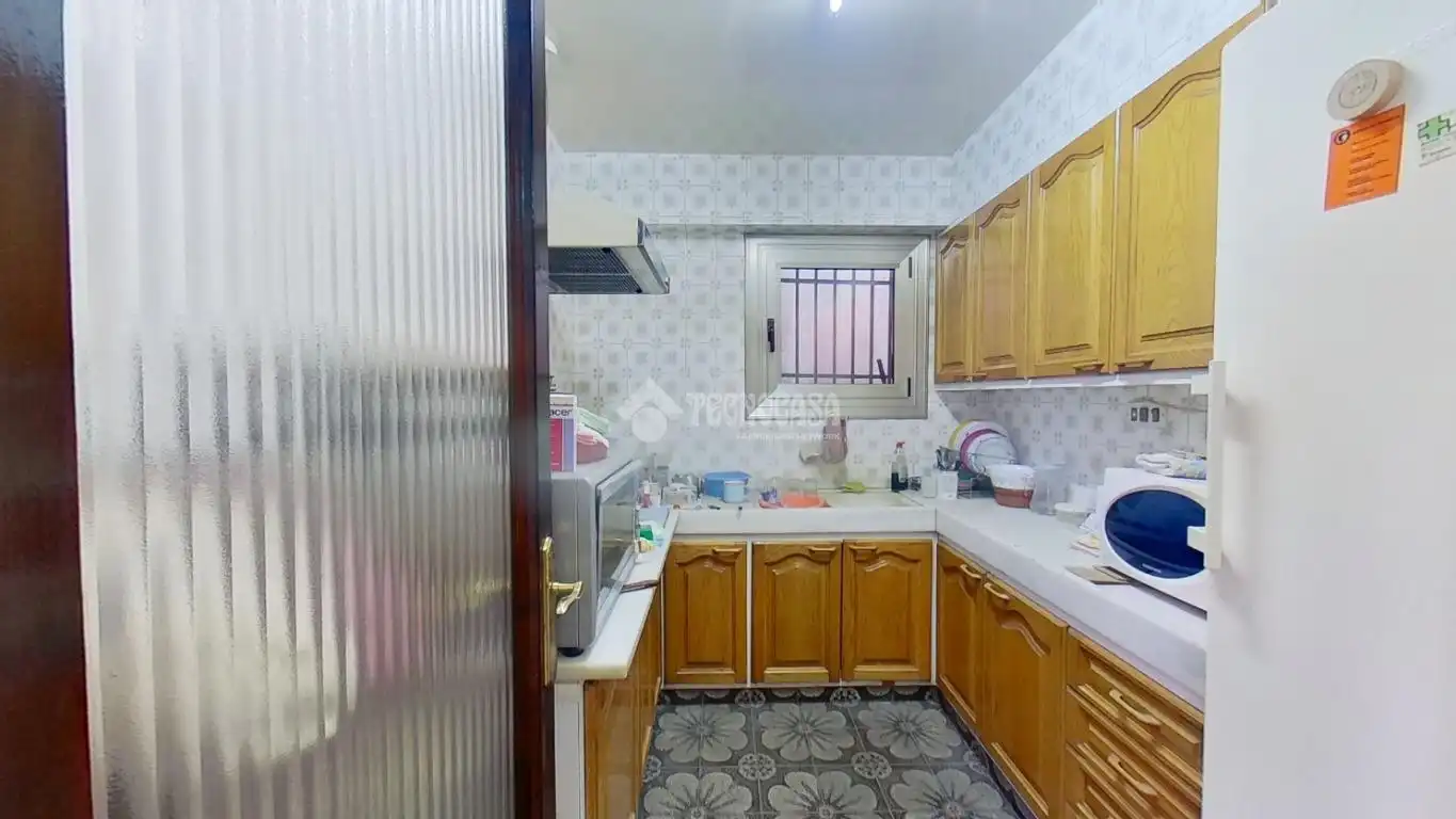 Cuina de Casa adosada en venda en Granollers amb Terrassa