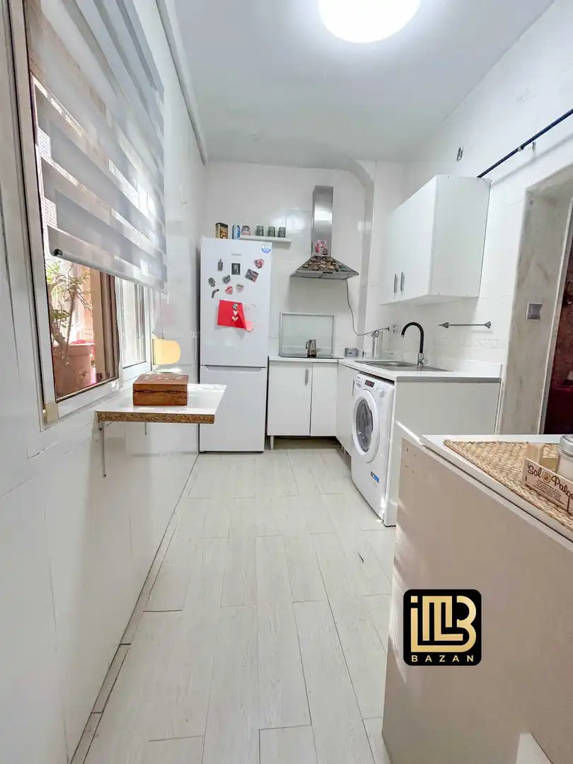 Kitchen of Flat for sale in Málaga  with Air Conditioner, Terrace and Furnished